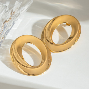Elegant 18k Gold Stainless Steel Oval Hoop Earrings Geometric Design Polished Finish - Product Image 3