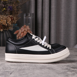 รองเท้าหนังแท้ทรงเตี้ย ดีไซน์เนอร์ รองเท้าสไตล์เรโทร รองเท้าผู้ชายแฟชั่นฮิปฮอป พื้นหนา สีดำ - Product Image 1