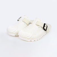 Sandales en résine 3D fabriquées directement en usine, design personnalisé, résistantes à l'usure, chaussures décontractées d'extérieur imprimées en 3D