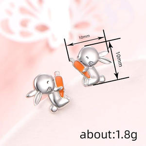 Pendientes con forma de conejo de dibujos animados, chapados en plata, aleación de zinc, regalo unisex, joyería de moda, Color oro blanco - Product Image 5