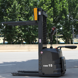 Precio de fábrica Apilador todo terreno 1,5 Ton2 Ton Apilador para caminar Apilador eléctrico de carga automática para la venta - Product Image 4