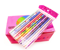 Ensemble de papeterie scolaire en bois, crayons mignons à motifs de dessins animés pour filles et garçons, ensembles d'art ronds noirs naturels fantaisie, fournitures modernes en gros