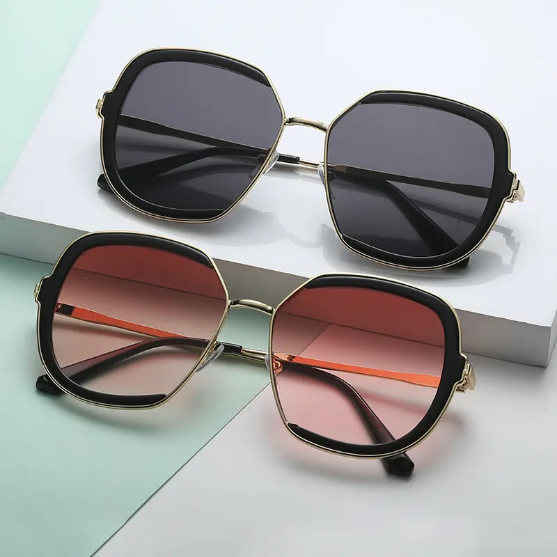 Nhà Máy Giá Bán Buôn Thời Trang Cat-Eye Ladies Big Frame Kính Phụ Nữ Thời Trang Retro Đa Giác Kính Mát