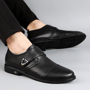 Chaussures carrées souples en cuir de vachette, à lacets, avec des propriétés antidérapantes et respirantes. Chaussures de ville en cuir légères. - Product Image 2