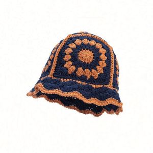 Gorro de Punto Personalizado Hecho a Mano, Estilo Bohemia, de Lujo, con Flores Caladas, Diseño de Copo de Nieve, para Invierno, con Borde Corto - Product Image 2