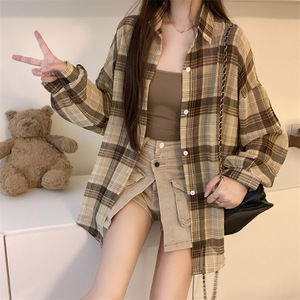 Camisa de playa a cuadros para mujer, estilo oversize, con botones, manga larga, transparente, para verano, protección solar, chal, ropa de vacaciones, ajuste holgado - Product Image 4