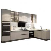 Meubles de cuisine modernes en forme de L, laqués gris brillant, avec vitrine en verre LED et four encastré pour la maison
