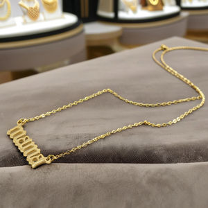 Moms <span class=keywords><strong>Mama</strong></span> Luxury Fine Jewelry Colliers en acier inoxydable PVD 316 plaqué or 18 carats Chaînes en forme de lettre vintage pour femmes Cadeau - Product Image 3