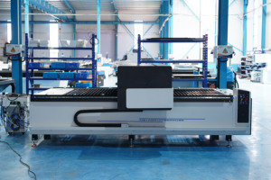 Máquina de Corte y Grabado Láser CO2 1325 de Alta Eficiencia con Accionamiento por Tornillo y Servomotor para Madera, Acrílico, MDF, Contrachapado y Tela - Product Image 2