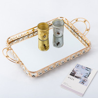 Assiette jetable en alliage d'aluminium gravée de cristaux dorés, écologique, pour usage domestique et en restaurant, style européen, vaisselle de mariage dorée