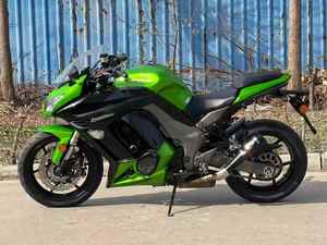 <span class=keywords><strong>Kawasaki</strong></span> Z1000 SX : <span class=keywords><strong>Moto</strong></span> Sportive Haute Performance avec Vitesse Maximale de 80 km/h – Motos d'Occasion à Essence - Product Image 4