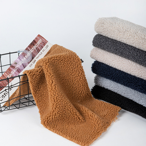 Trung Quốc Nhà sản xuất 100% polyester sherpa lông cừu giả lông vải áo khoác lót vải - Product Image 1