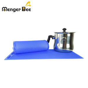 Machine à fondre la cire d'abeille Menger Bee HM-12 en acier inoxydable, double chaudière, certifiée ISO/CE, garantie 1 an, usage agricole - Product Image 2