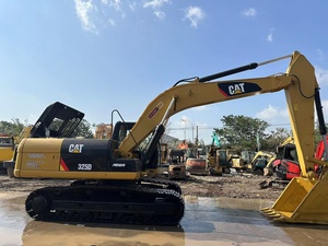 Excavatrice sur chenilles CAT 325D jaune, équipement de construction lourd, machine de terrassement hydraulique montée sur chenilles - Product Image 5