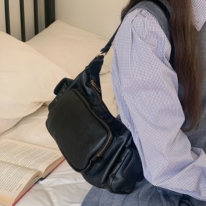 Bolso Bandolera Cuadrado Horizontal Negro para Mujer, Cierre de Cremallera, Portátil, para Uso Diario, Primavera 2025 - Product Image 1