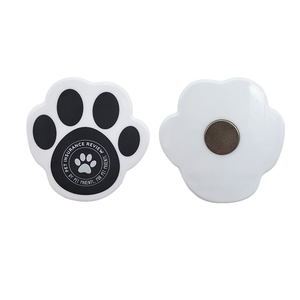 คลิปแม่เหล็กรูปอุ้งเท้าพลาสติกแบบมีโลโก้สั่งทำ สำหรับติดตู้เย็น ใช้สำหรับติดบันทึกหรือโฆษณา มีลายเส้น - Product Image 1