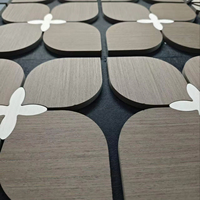 Panneau acoustique en MDF avec placage bois, panneau mural insonorisant 3D, décoration sculpturale en fibre PET pour hôtel, studio d'enregistrement, bureau