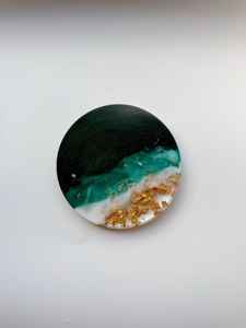 Ensemble de sous-verres en résine faits à la main avec une finition lisse, idéal pour le thé, le café, le vin et les boissons froides, adapté au quotidien et aux occasions spéciales - Product Image 2