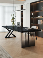 Bureau d'ordinateur en métal noir pour salon avec surface en acrylique, démontage et assemblage simples, poste de travail design pour chef