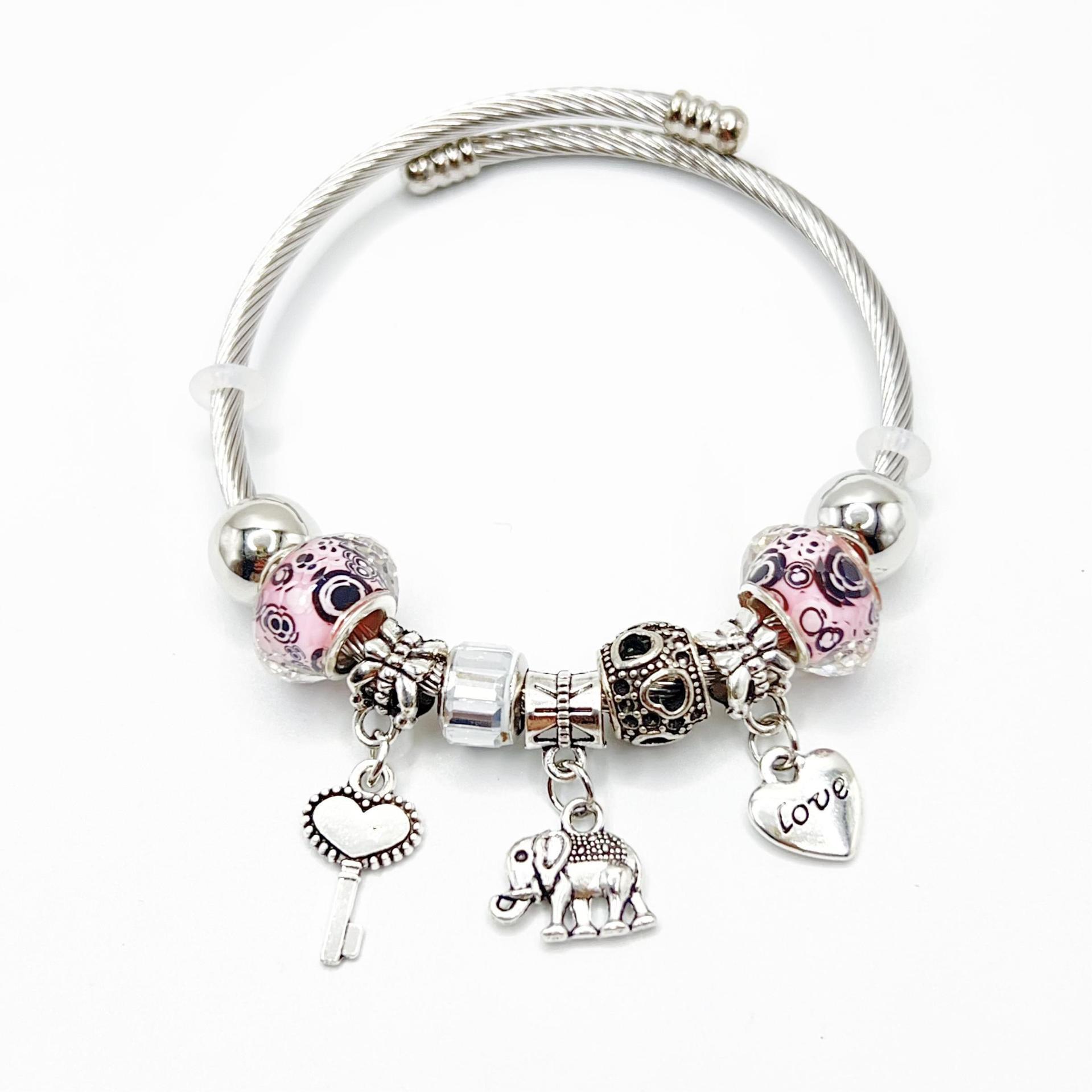 Éléphant rose