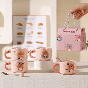 Taza de Cerámica Chaozhou con Diseño de Castor Adorable, Apilable, de Alta Calidad, con Tapa y Cuchara, Regalo Creativo de Cumpleaños - Product Image 4