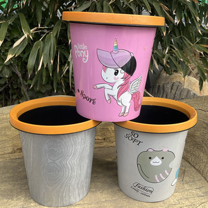 ถังขยะการ์ตูนทรงกระบอก 10 ลิตร สำหรับตกแต่งภายในบ้าน สีผสม - Product Image 4