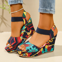 Sandales compensées d'été pour femmes à bout ouvert avec bande élastique, nouvelles sandales à motif graffiti peint tendance