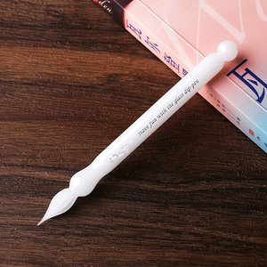 <span class=keywords><strong>Penna</strong></span> Calligrafica Sottile dal Design Creativo 2026, <span class=keywords><strong>Penna</strong></span> per Disegno Artistico, <span class=keywords><strong>Penna</strong></span> Decorativa per Firma, Logo Personalizzato, Colori e Confezione Personalizzabili, <span class=keywords><strong>Penna</strong></span> in Vetro per Scrittura - Product Image 3
