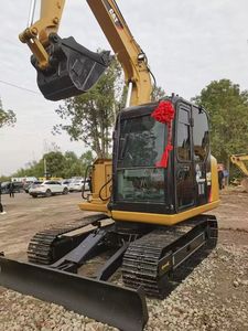 รถขุดตีนตะขาบขนาดเล็ก Caterpillar 308E2‑CR 8 ตัน มือสอง พร้อมใบรับรอง CE EPA ระบบไฮดรอลิก หัวต่อแบบเร็ว บูมหมุนได้ เหมาะสำหรับงานเทศบาลและสวนสาธารณะ - Product Image 2