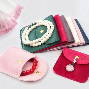Petites pochettes à bijoux carrées en velours de 10*10 cm avec bouton pression, sac d'emballage pour collier, boucles d'oreilles, bracelet, bague, rangement de bijoux - Product Image 6