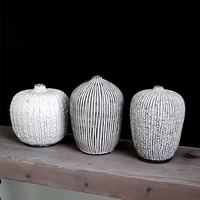 Vase en forme de bourgeon au design unique, vintage, de haute qualité, pour la pièce centrale du mariage