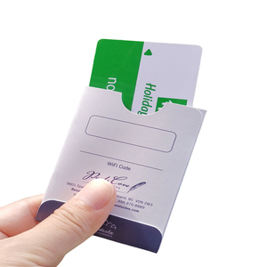 Porte-cartes <span class=keywords><strong>de</strong></span> clé <span class=keywords><strong>de</strong></span> chambre d'hôtel en papier imprimé sur mesure, format et design personnalisés, emballage <span class=keywords><strong>de</strong></span> dossier d'affaires personnalisé - Product Image 1