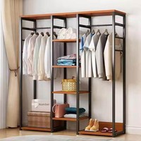 Porte-manteau et étagère de rangement modulaires ouverts en bois de style minimaliste d'Asie du Sud-Est, sur pied