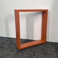 Piétement de table en acier robuste et moderne pour plateau en marbre, idéal pour salle à manger et restaurant
