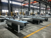 Scie circulaire numérique à table coulissante automatique CNC MJ45 DELILAI haute précision pour la découpe du bois 7,5 kW 380 V/3PH