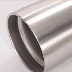 Mug isotherme à double paroi en acier inoxydable pour café, bière ou boissons froides, idéal pour les fêtes et la maison - Product Image 6