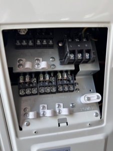เครื่องปรับอากาศแบบแยกส่วน R32 2-5 โซน แบบติดผนัง ระบบมินิ VRF สำหรับบ้าน - Product Image 4
