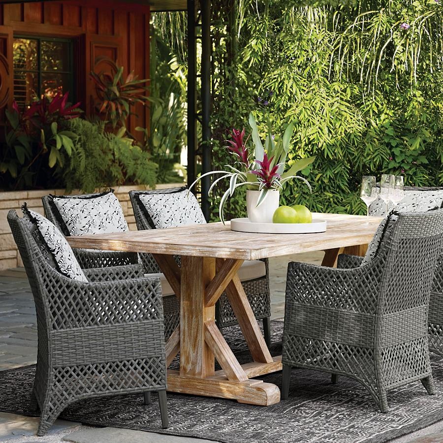 Outdoor patio setting comfy armchairs  modern rattan dining chairs