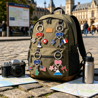 Porte-clés décapsuleur en alliage de zinc émaillé, imprimé sérigraphié coloré avec logo personnalisé GEORGIA TBILISI, tendance mode
