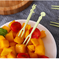 Fourchettes à fruits jetables en plastique pour la maison, vente en gros, qualité alimentaire PS, mini-fourchettes à dessert, pics à fruits pour fêtes et traiteurs