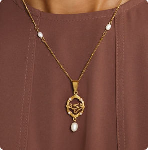 Inspire Jewelry, Joyería Islámica de Moda en Acero Inoxidable, Collar de Perlas Enmarcadas Farah Joy, Nuevo Diseño, Precio al por Mayor Personalizado - Product Image 3