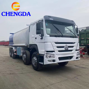 <span class=keywords><strong>Prix</strong></span> bon marché Sinotruk Howo 6x4 a utilisé le camion de réservoir d'huile de camion-<span class=keywords><strong>citerne</strong></span> 20000L Euro 2 camion de réservoir de carburant liquide d'occasion à vendre - Product Image 2