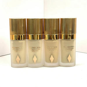 Fond de teint liquide waterproof longue tenue, couvrance totale, non-oxydant, fini mat naturel, pour une peau impeccable. - Product Image 1