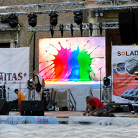 Pantalla LED para Exteriores RAYBO HD, Resistente al Agua IP65, Panel LED Portátil, Pantalla LED Móvil para Festivales de Música