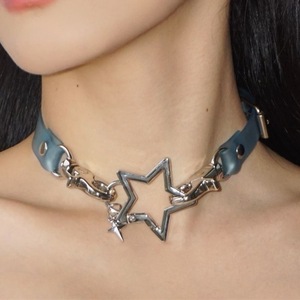 Gargantilla exclusiva transfronteriza con estrellas, collar colorido, estilo punk subcultural, collar versátil de nicho, de cuero dulce y moderno. - Product Image 4