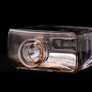 Customizable 100ml <strong>Mini</strong> Square Flat Glass Wine <strong>Bottle</strong> Latest Empty for Wine Packaging with Stopper Free Sample - Product Image 6