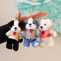 Porte-clés en peluche 3D personnalisé, dessin animé, pour clés de voiture, sacs d'école, cadeaux, mignon, drôle, chien en peluche avec vêtements
