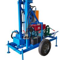 Machine de forage compacte hydraulique bleue pour puits d'eau, mini-foreuse mobile pour projets de puits domestiques ruraux