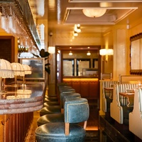 Meubles de restaurant en cuir vert rayé durable, table et chaise de bistrot de haute qualité