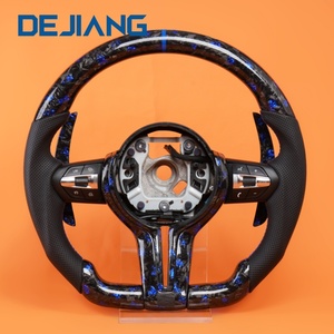 Volant de voiture en fibre de carbone forgée de haute qualité, <span class=keywords><strong>prix</strong></span> d'usine, pour <span class=keywords><strong>BMW</strong></span> F01 F15 F20 F22 F25 F31 F30 F12 F16 F21 F40 F52 - Product Image 1